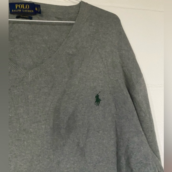 Ralph Lauren Men's V-Neck Sweater in Gray - Picture 2 of 4